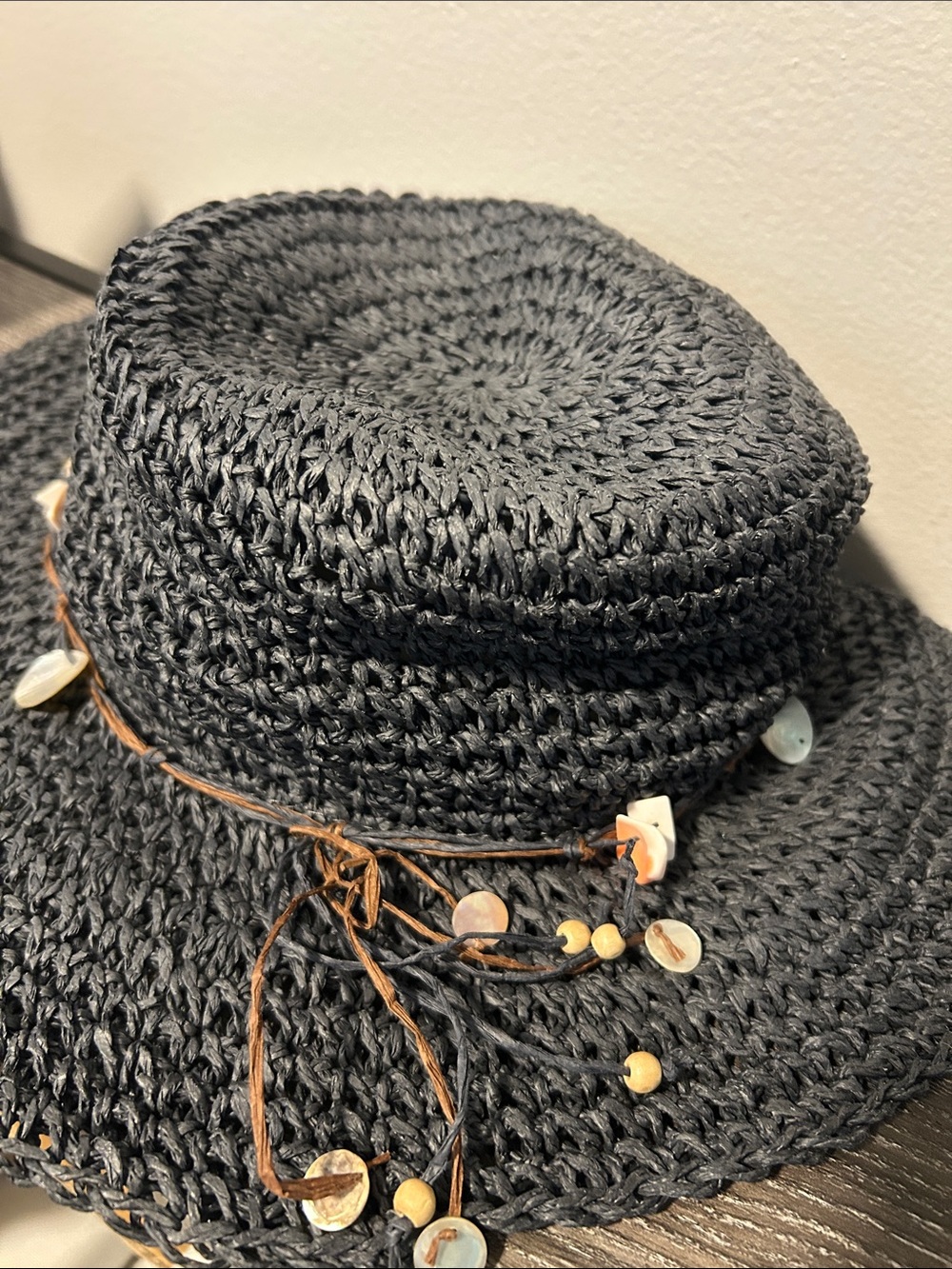 Seashell floppy beach hat - Picture 3 of 5